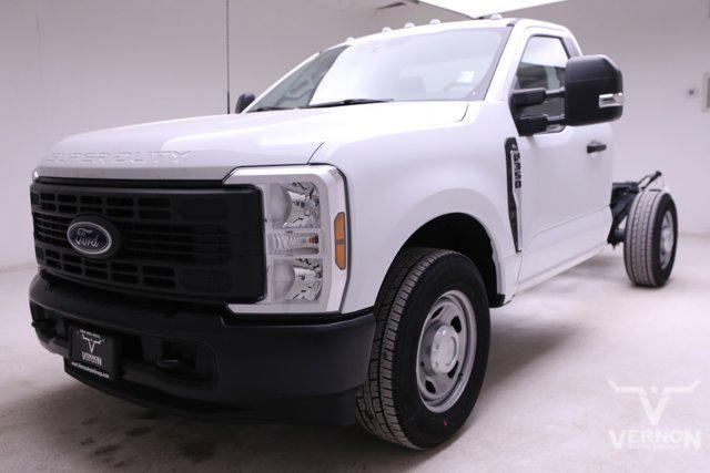 new 2024 Ford F-350 car, priced at $45,766