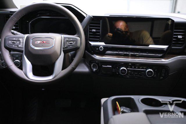new 2025 GMC Sierra 1500 car, priced at $51,997