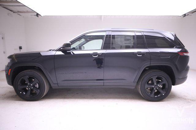 new 2025 Jeep Grand Cherokee car, priced at $37,495