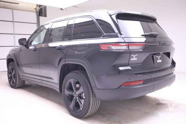 new 2025 Jeep Grand Cherokee car, priced at $37,495