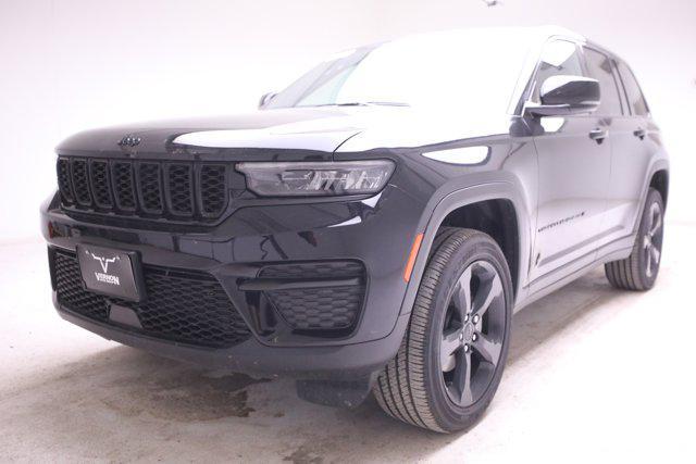 new 2025 Jeep Grand Cherokee car, priced at $37,495