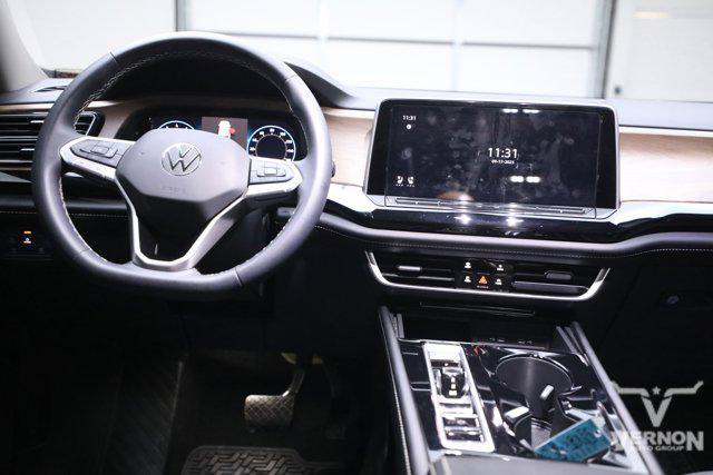 used 2024 Volkswagen Atlas car, priced at $29,997