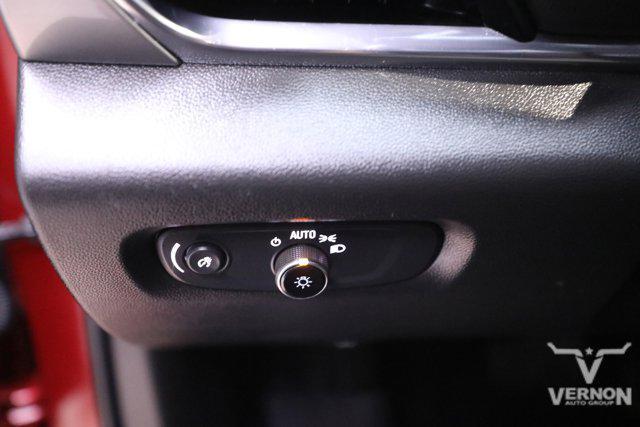 used 2023 Chevrolet Traverse car, priced at $22,998