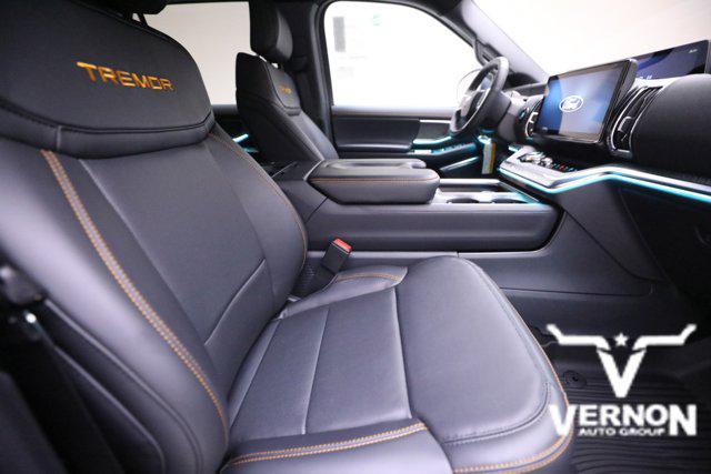new 2025 Ford Expedition car, priced at $79,874