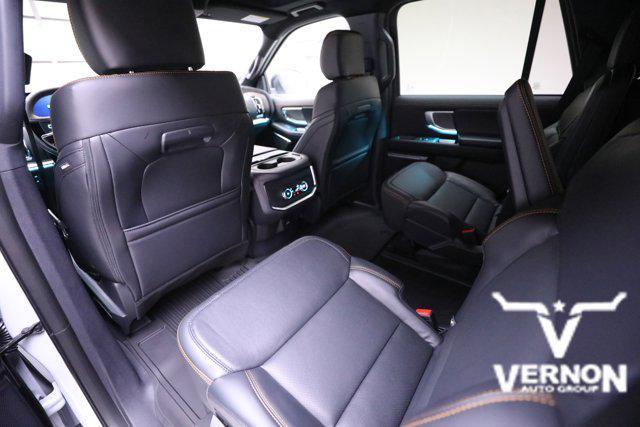 new 2025 Ford Expedition car, priced at $79,874