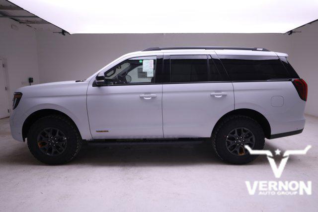 new 2025 Ford Expedition car, priced at $79,874