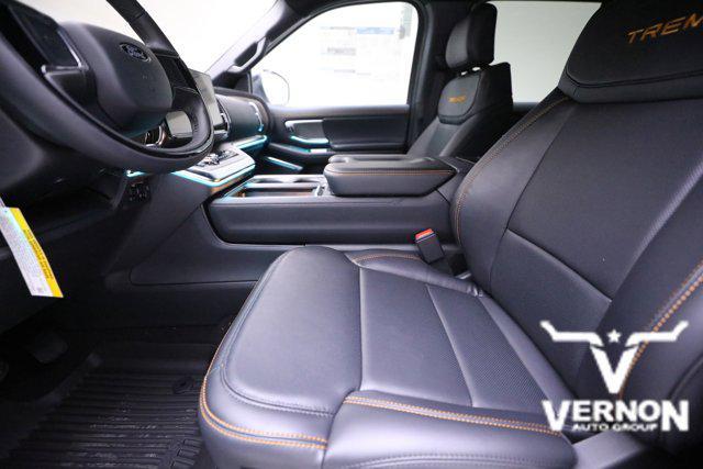 new 2025 Ford Expedition car, priced at $79,874