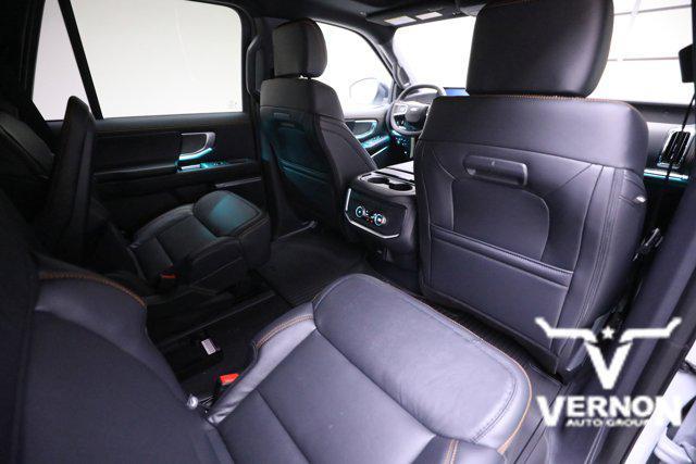 new 2025 Ford Expedition car, priced at $79,874