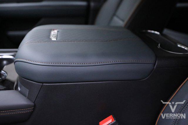 new 2025 GMC Yukon XL car, priced at $76,334