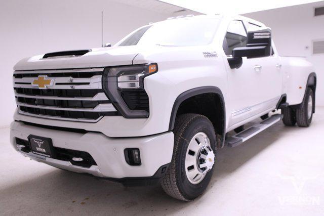 new 2025 Chevrolet Silverado 3500 car, priced at $86,387