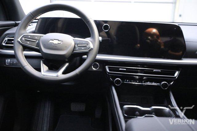 new 2026 Chevrolet Traverse car, priced at $37,996