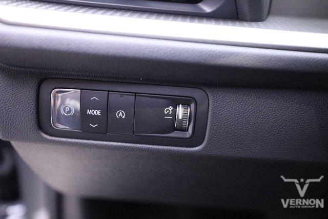 new 2026 Chevrolet Traverse car, priced at $37,996