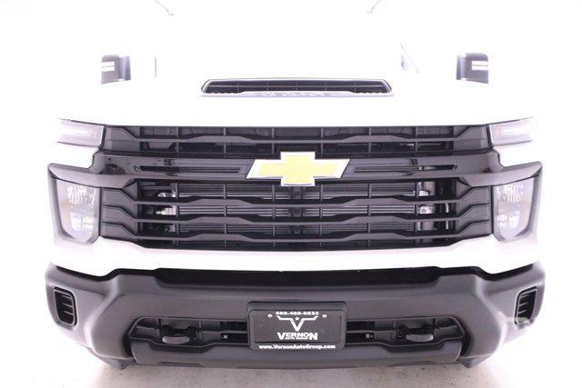 new 2025 Chevrolet Silverado 3500 car, priced at $63,618