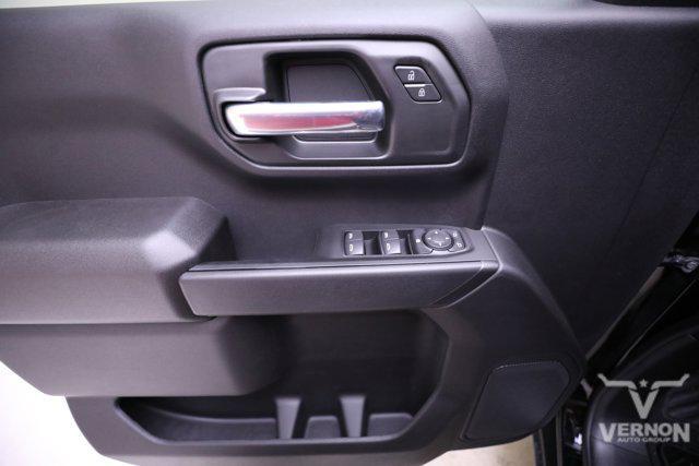 new 2025 GMC Sierra 1500 car, priced at $41,699