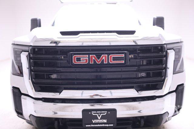 new 2026 GMC Sierra 3500 car, priced at $66,423