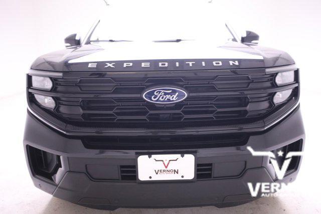 new 2025 Ford Expedition car, priced at $67,427