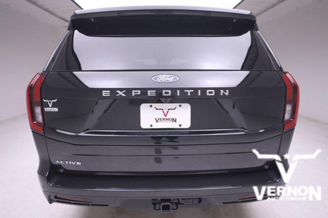 new 2025 Ford Expedition car, priced at $67,427