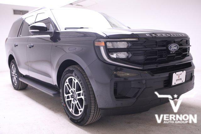new 2025 Ford Expedition car, priced at $67,427