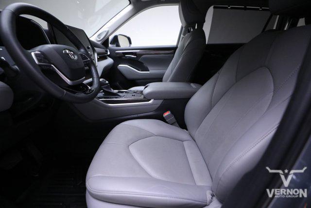 used 2023 Toyota Highlander car, priced at $39,499