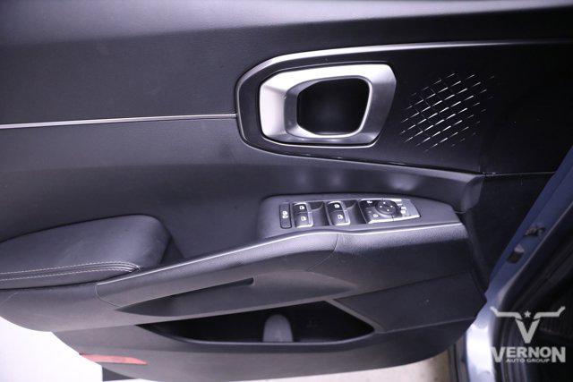 used 2025 Kia Sorento car, priced at $26,999