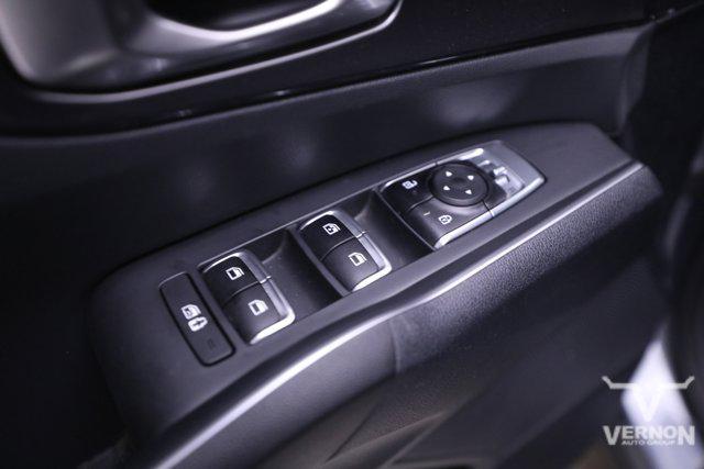 used 2025 Kia Sorento car, priced at $26,999
