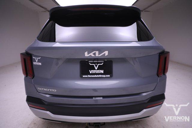 used 2025 Kia Sorento car, priced at $26,999