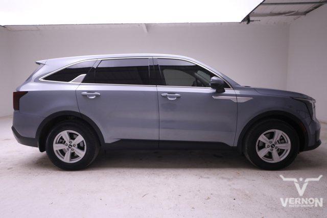 used 2025 Kia Sorento car, priced at $26,999