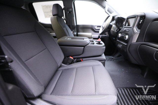 new 2025 GMC Sierra 1500 car, priced at $43,254