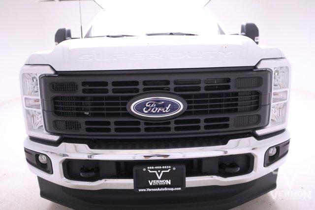 new 2024 Ford F-250 car, priced at $59,884