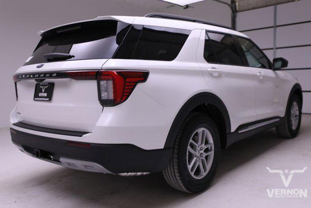 new 2025 Ford Explorer car, priced at $43,927