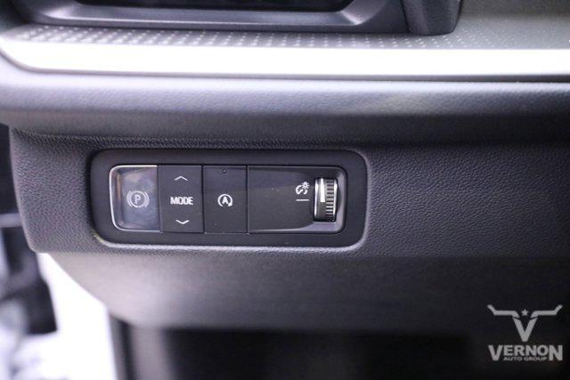 new 2026 Chevrolet Traverse car, priced at $39,996