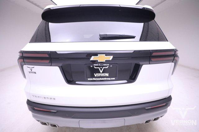 new 2026 Chevrolet Traverse car, priced at $39,996