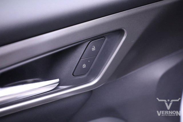 new 2026 Chevrolet Traverse car, priced at $39,996