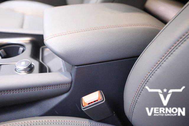 new 2025 Ford Explorer car, priced at $40,730