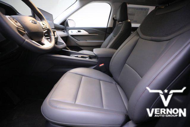 new 2025 Ford Explorer car, priced at $40,730