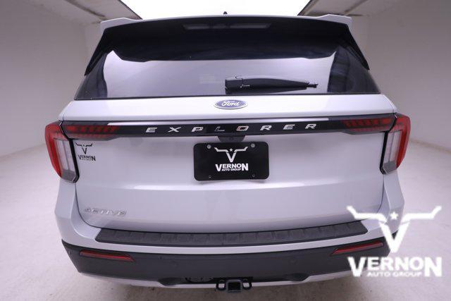 new 2025 Ford Explorer car, priced at $40,730
