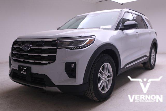 new 2025 Ford Explorer car, priced at $40,730
