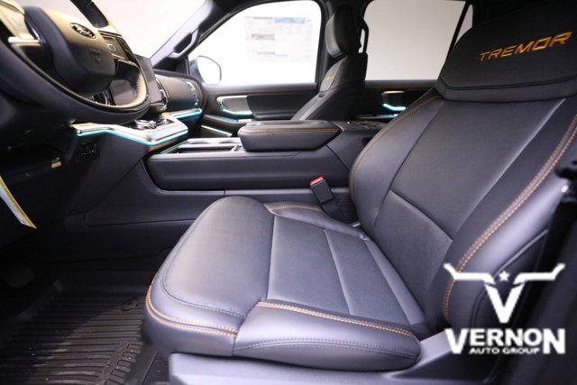 new 2025 Ford Expedition car, priced at $80,805