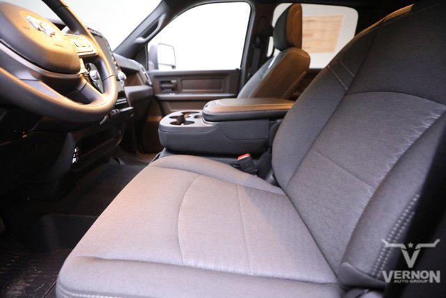 new 2025 Ram 2500 car, priced at $59,998