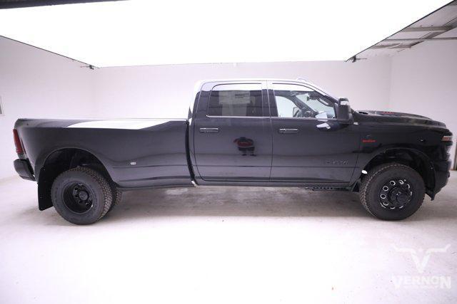 new 2025 Ram 3500 car, priced at $76,998