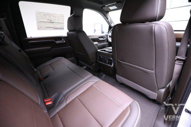 new 2025 GMC Sierra 2500 car, priced at $84,054