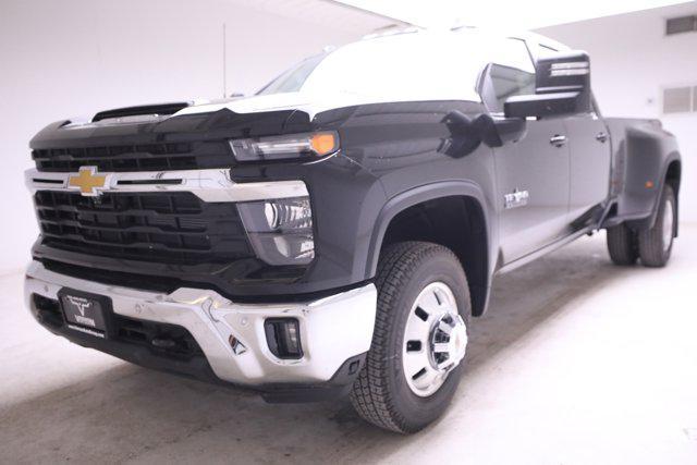 new 2025 Chevrolet Silverado 3500 car, priced at $72,095