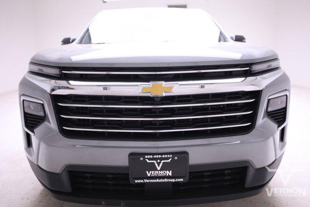 new 2026 Chevrolet Traverse car, priced at $41,096