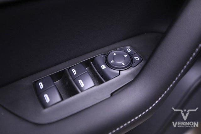 new 2025 Chevrolet Blazer car, priced at $31,996