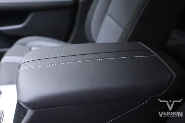 new 2025 Chevrolet Blazer car, priced at $31,996