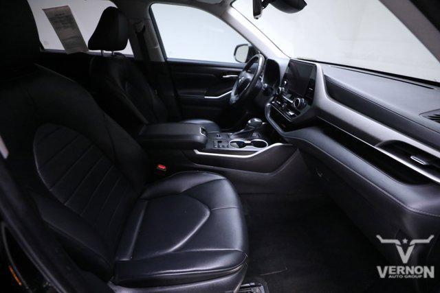used 2023 Toyota Highlander car, priced at $32,797