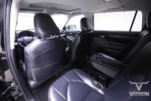 used 2023 Toyota Highlander car, priced at $32,797
