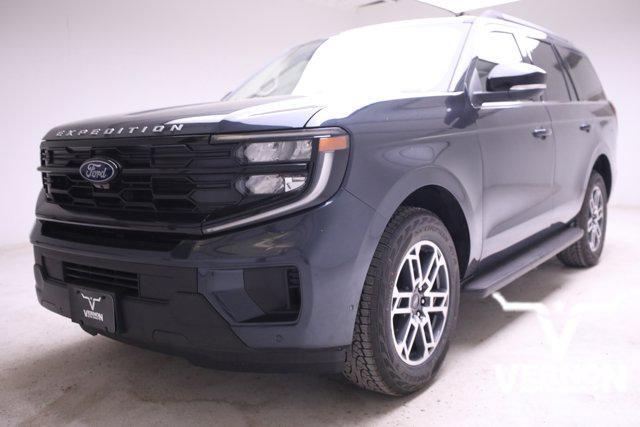new 2025 Ford Expedition car, priced at $69,412