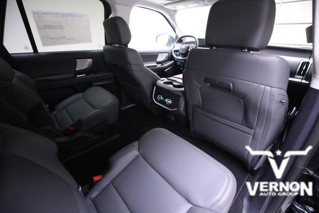 new 2025 Ford Expedition car, priced at $69,412