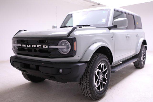 new 2024 Ford Bronco car, priced at $45,499